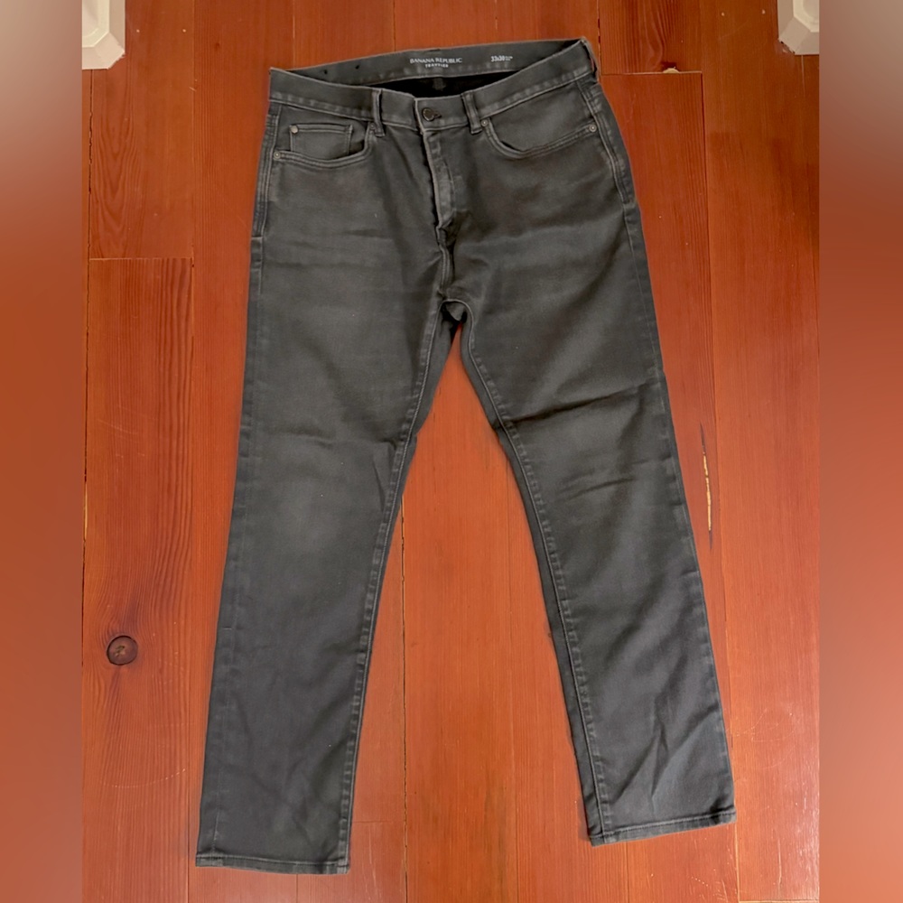 Men’s Banana Republic Gray Traveler Jeans size: 33x30